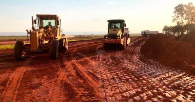 03 - ATERRO PARA SILO, FAZENDA GALERA - CONQUISTA DOESTE