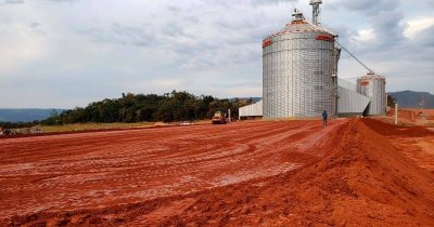 04 - ATERRO PARA SILO, FAZENDA GALERA - CONQUISTA DOESTE
