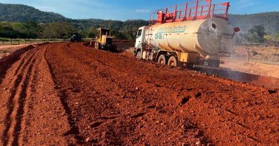 16 - IMPLANTAÇÃO E PAVIMENTAÇÃO DA RODOVIA MT-473 - TRECHO ENTR. BR-174 – ENT. MT 358 SUBTRECHO FIM DO ASFALTO – KM 245